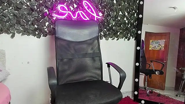 Samanta Ortiz online show from November 2025 07:16:02 PM