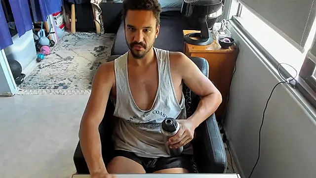 CassiusJohnson online show from October 2025 04:12:02 AM