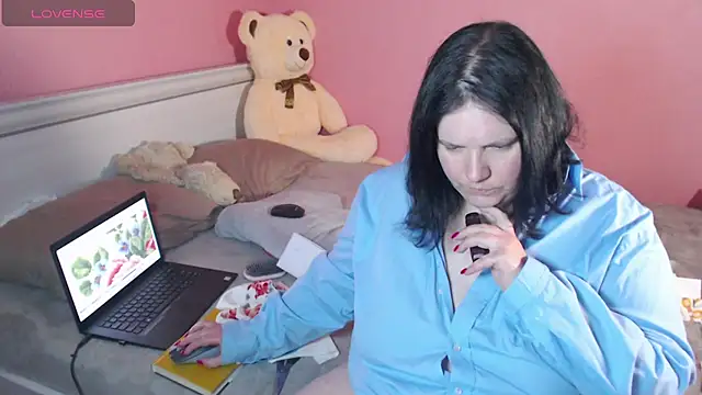  alexandra ray  online show from December 2025 07:53:02 PM