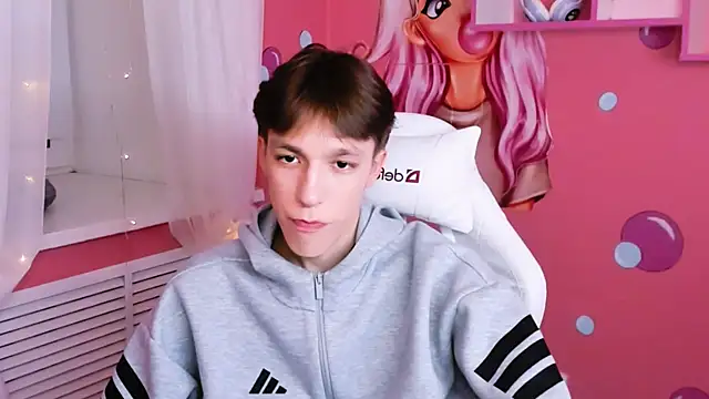 Snapshot of MarkBranston chatting on October 2025 03:41:01 PM MarkBranston online show from October 2025 03:41:01 PM