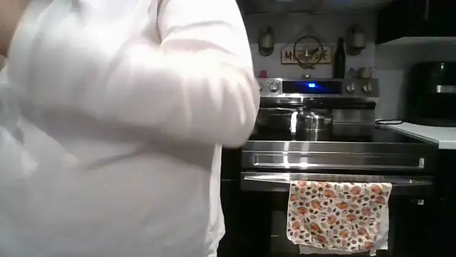 october1992xx online show from November 2025 09:24:02 PM