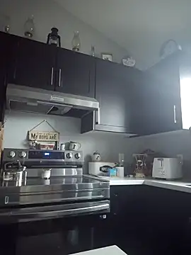 october1992xx online show from November 2025 02:19:01 PM