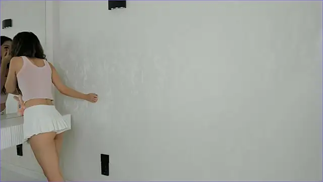 aizury chi online show from November 2025 10:28:01 AM