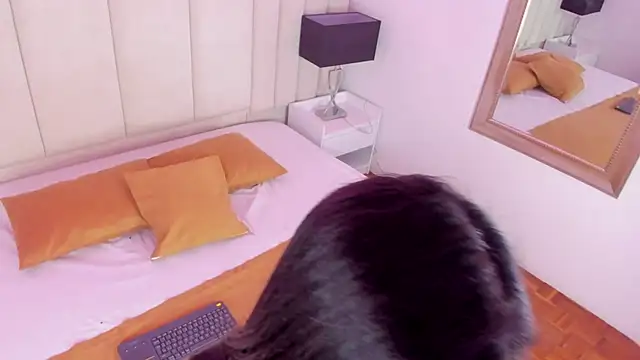 Alanha   online show from December 2025 03:11:02 AM