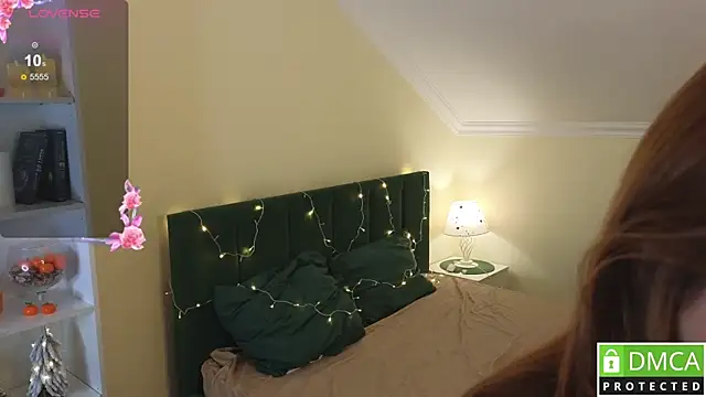 Snapshot of Eileen_Burton chatting on December 2025 06:15:01 PM Eileen Burton online show from December 2025 06:15:01 PM