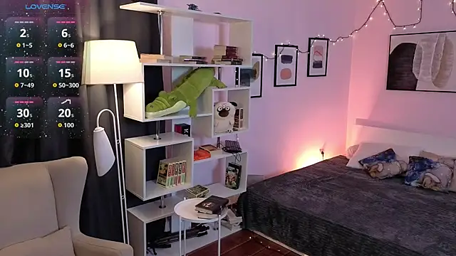 Snapshot of Eileen_Burton chatting on February 2026 06:47:01 PM Eileen Burton online show from February 2026 06:47:01 PM