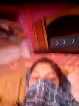 CWEETY-12 online show from October 2025 07:53:02 AM