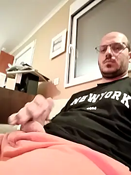 arksex32 online show from April 2026 10:04:01 PM