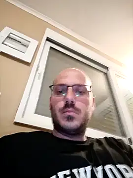 arksex32 online show from April 2026 09:54:01 PM