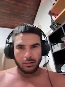 Leeeek23 online show from April 2026 08:43:01 AM