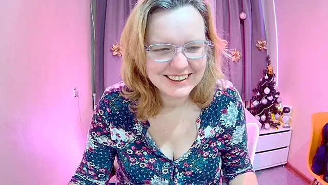 VestaWoody online show from November 2025 07:20:02 AM