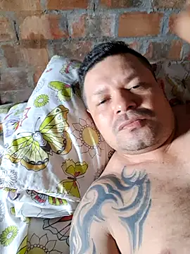 Snapshot of lady_and_charly chatting on November 2025 07:20:02 AM lady and charly online show from November 2025 07:20:02 AM