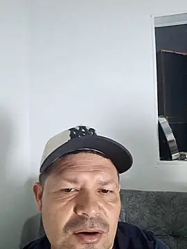 Snapshot of lady_and_charly chatting on November 2025 03:18:02 AM lady and charly online show from November 2025 03:18:02 AM