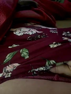 Snapshot of Bionda19 chatting on November 2025 12:10:02 AM Bionda19 online show from November 2025 12:10:02 AM