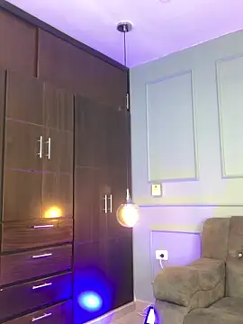 Rose monroee online show from November 2025 07:37:01 PM