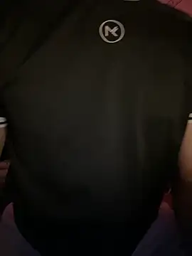 Snapshot of Wuza-H chatting on December 2025 11:36:02 AM Wuza-H online show from December 2025 11:36:02 AM