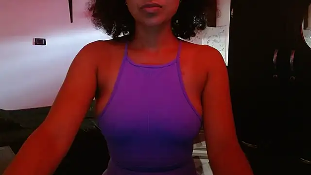 Snapshot of Seductress_Malia chatting on July 2026 06:03:02 PM Seductress Malia online show from July 2026 06:03:02 PM