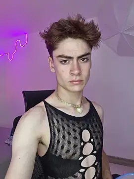 Sam Clark online show from December 2025 04:09:01 AM