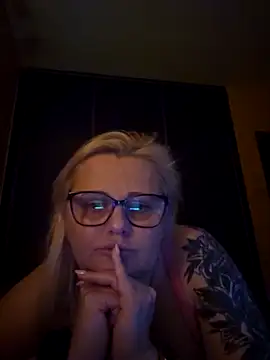 NieMaJazdyBezGwiazdy7883 online show from December 2025 10:03:01 PM