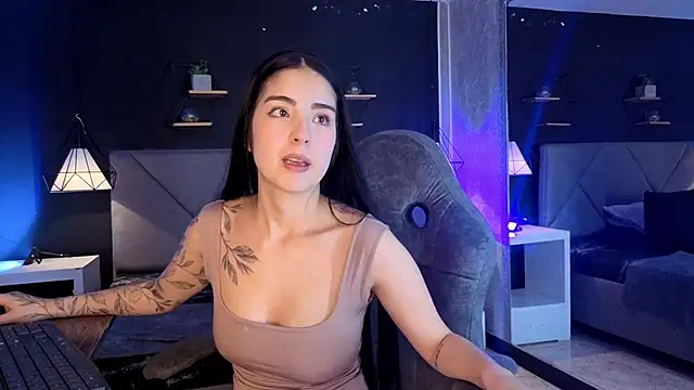 Snapshot of giapearl25 chatting on November 2025 02:01:01 AM giapearl25 online show from November 2025 02:01:01 AM