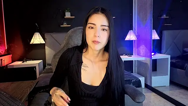 Snapshot of giapearl25 chatting on November 2025 06:08:01 PM giapearl25 online show from November 2025 06:08:01 PM