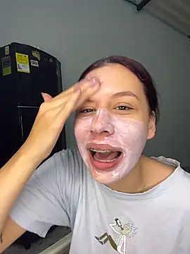 Snapshot of iisabella09 chatting on November 2025 06:12:01 AM iisabella09 online show from November 2025 06:12:01 AM