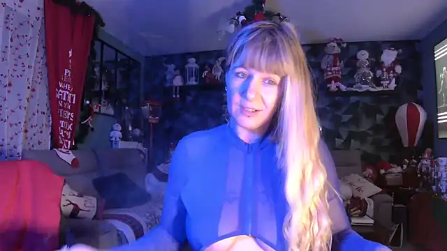 Delichieuse5 online show from January 2025 08:24:01 PM