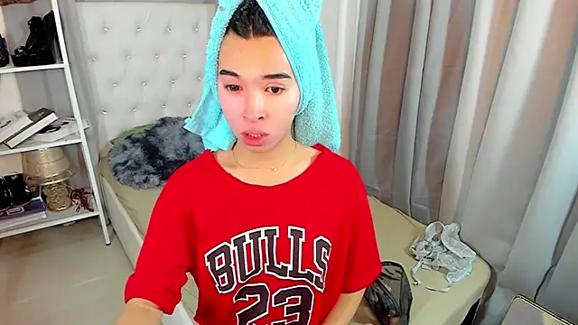 Yourdreamgoddess online show from November 2025 04:09:02 PM