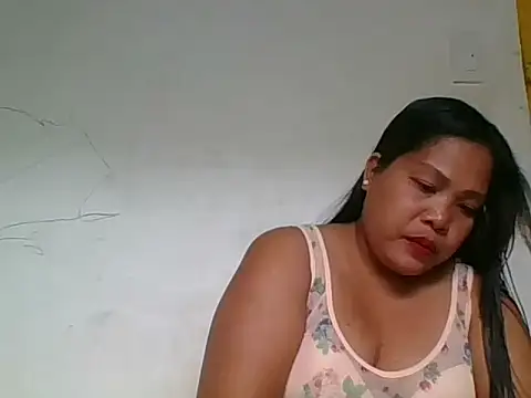 Snapshot of shyhotpinay_32 chatting on July 2026 05:22:01 AM shyhotpinay 32 online show from July 2026 05:22:01 AM