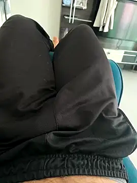 Snapshot of Sert_erkek21_ysm chatting on October 2025 02:15:01 PM Sert erkek21 ysm online show from October 2025 02:15:01 PM