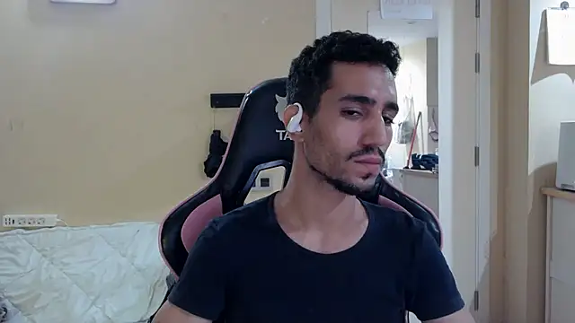 junokun22 online show from November 2025 07:04:02 PM