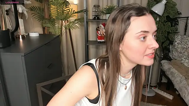 ThelmaJusto online show from December 2025 03:43:02 PM