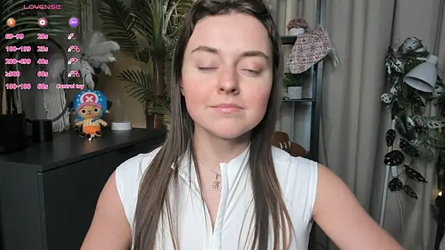 ThelmaJusto online show from April 2026 03:48:02 PM