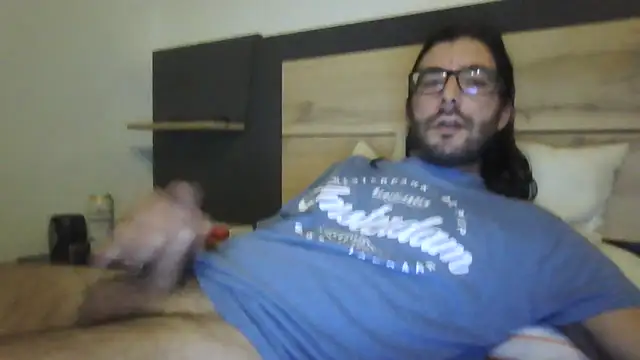 Snapshot of Arbneh69 chatting on October 2025 04:40:01 PM Arbneh69 online show from October 2025 04:40:01 PM