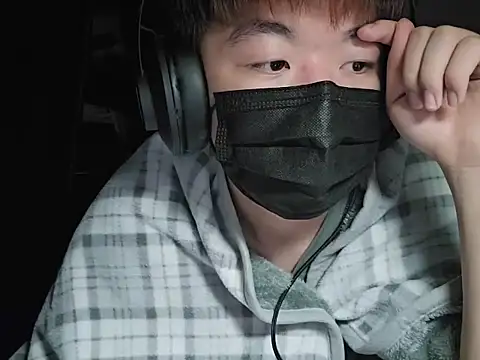 Snapshot of fox165 chatting on December 2025 05:39:02 PM fox165 online show from December 2025 05:39:02 PM