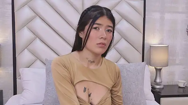 Snapshot of CristalShayy chatting on February 2026 12:06:02 PM CristalShayy online show from February 2026 12:06:02 PM