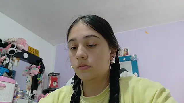 KOREN JALAA online show from March 2026 09:40:01 PM