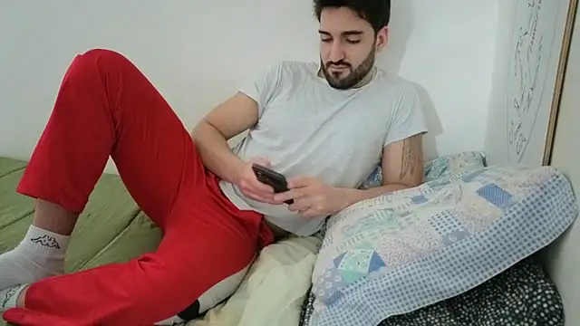 Al3xox02 online show from February 2026 12:56:02 PM