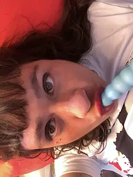 gatitaplop online show from December 2025 08:58:01 PM