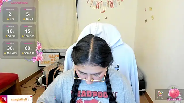 Snapshot of LoveLyy- chatting on November 2025 01:54:02 PM LoveLyy- online show from November 2025 01:54:02 PM