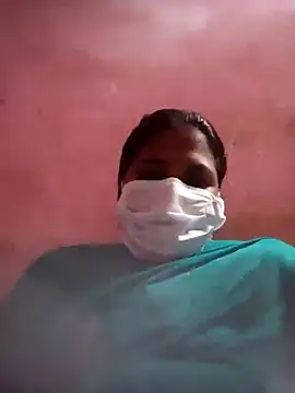 Eswar77 online show from October 2025 05:24:02 PM