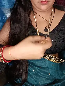 Snapshot of Rashmi_011 chatting on June 2026 08:30:02 AM Rashmi 011 online show from June 2026 08:30:02 AM