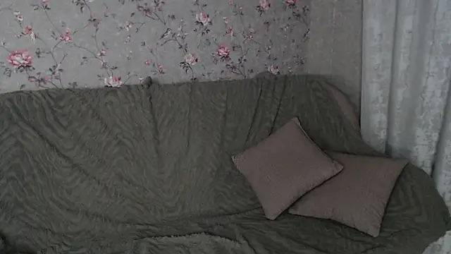 NaemiiBlush online show from January 2026 06:24:01 PM