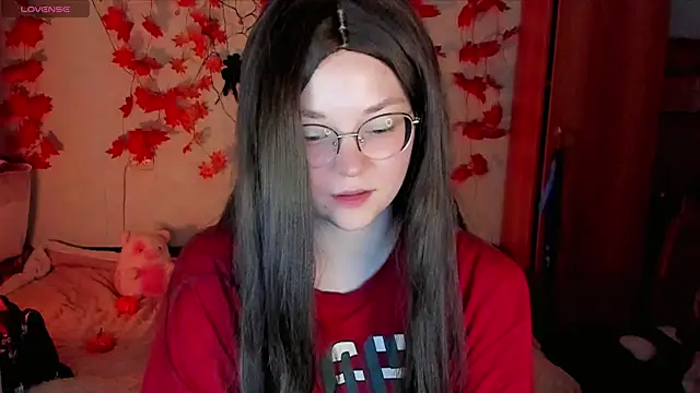 HoneyDazzle online show from October 2025 07:35:02 PM