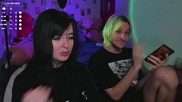 Snapshot of g4tito chatting on December 2025 08:34:01 AM g4tito online show from December 2025 08:34:01 AM