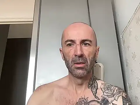 Snapshot of slave44nantes chatting on December 2025 01:28:02 PM slave44nantes online show from December 2025 01:28:02 PM