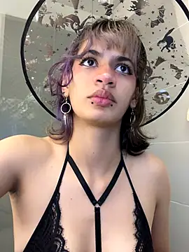 sukulaurens online show from October 2025 04:57:02 AM