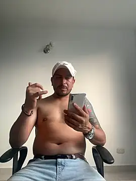 JX7NOVA online show from November 2025 10:32:01 PM