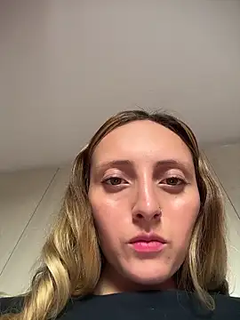 Snapshot of Mia_dca chatting on November 2025 07:35:01 PM Mia dca online show from November 2025 07:35:01 PM