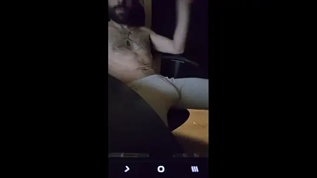 Liroow online show from March 2026 08:03:01 PM